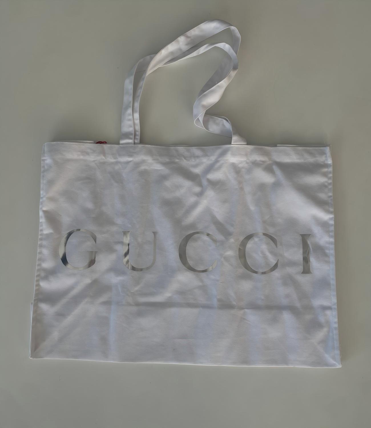 Shopping bag