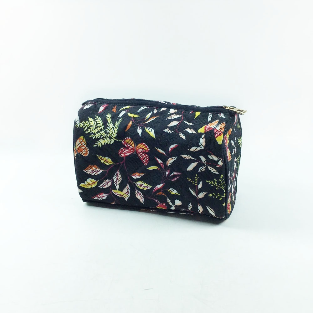 Cosmetic bag