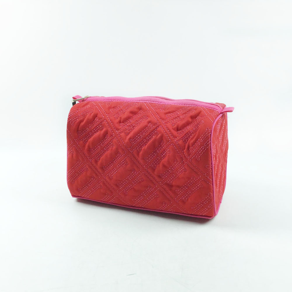 Cosmetic bag
